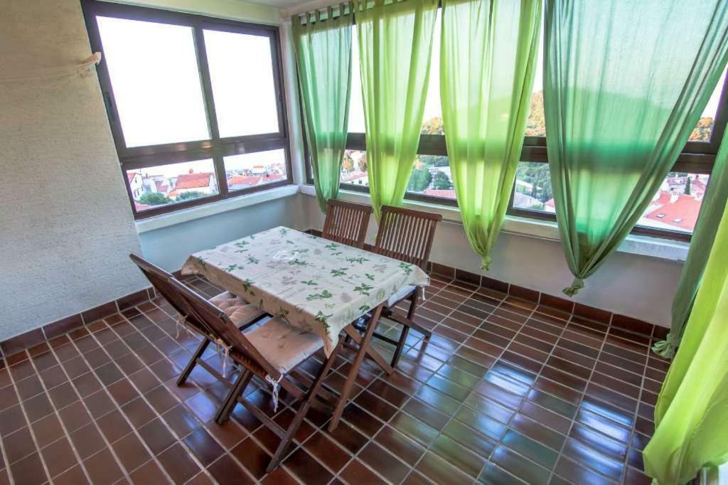 Sea view Apartment Mali Lošinj Exterior foto